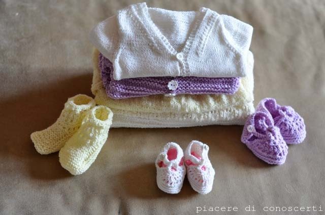 lavori a maglia per neonati